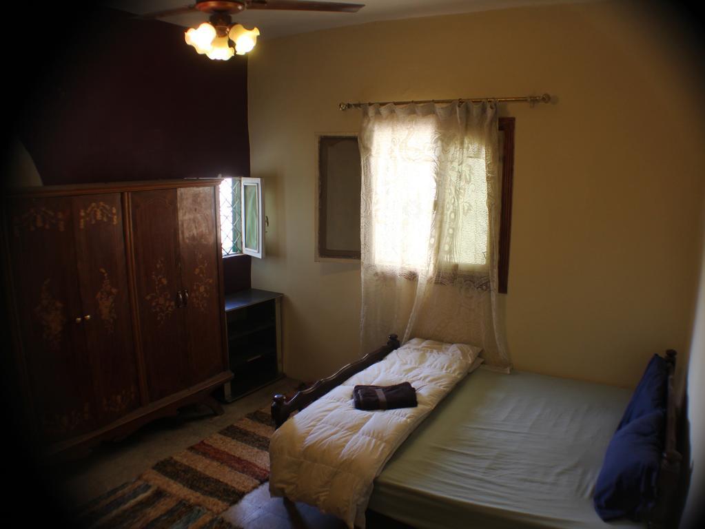Pyramids Loft Homestay Kafret el-Gabal Habitación foto